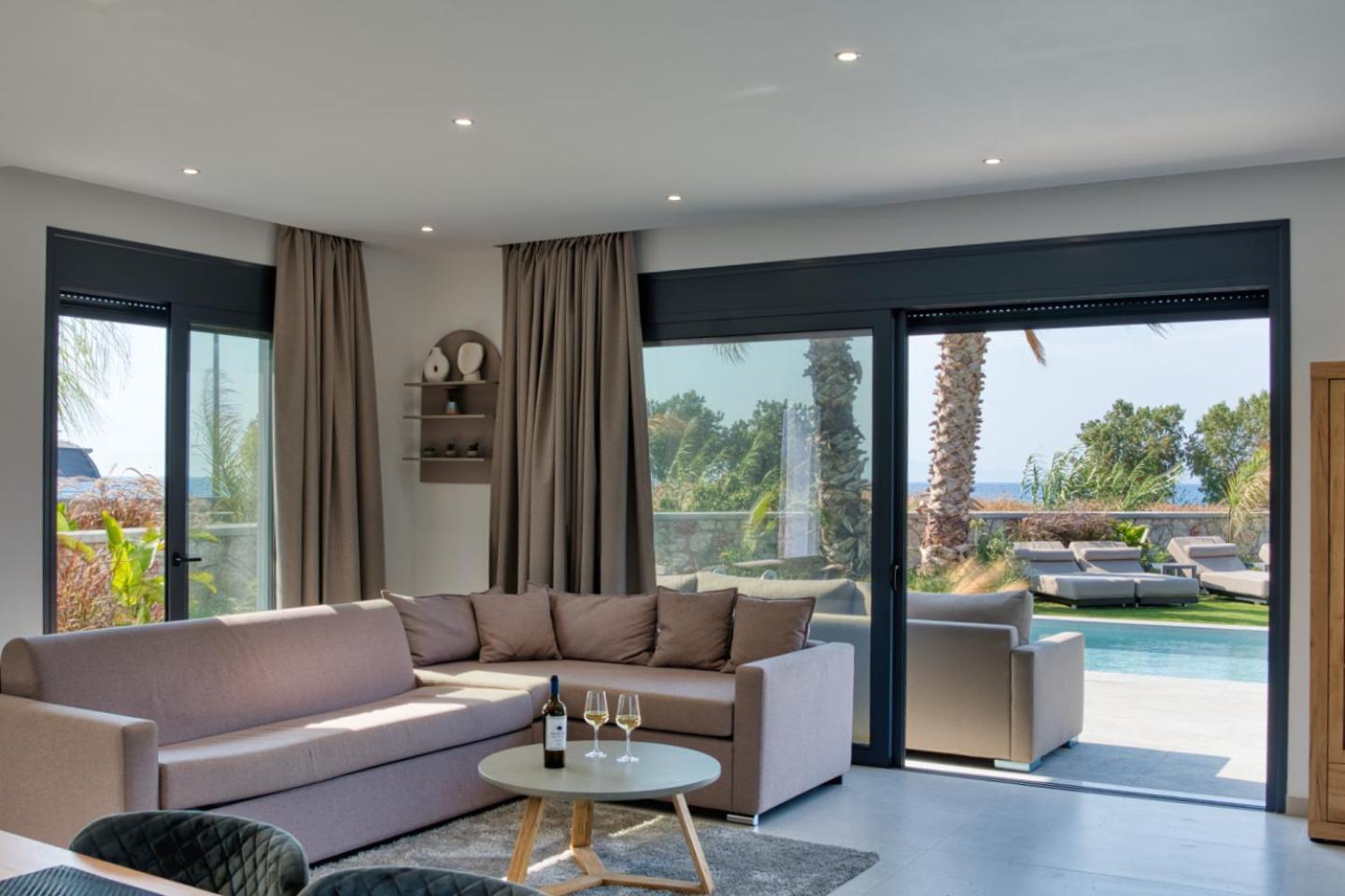 Penelope Beachfront Villa Kremasti  Exterior photo